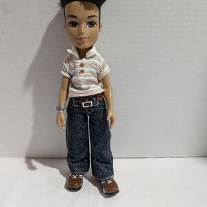 VTG Bratz Boyz Dylan Male Doll 2002  Clothes Accessories